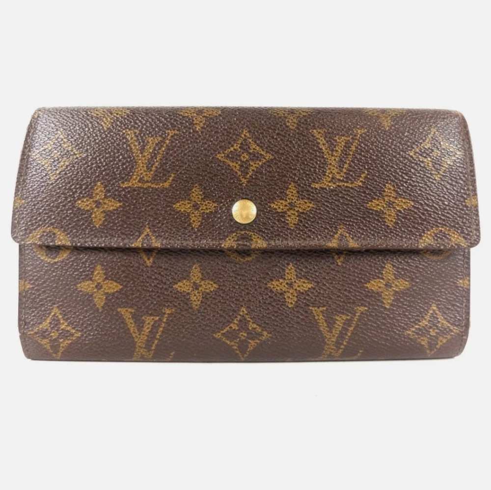 LOUIS VUITTON wallet